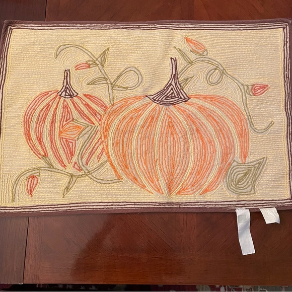 Fall/Autumn Pumpkin Rug/Mat for Bathroom/Kitchen - Picture 3 of 6